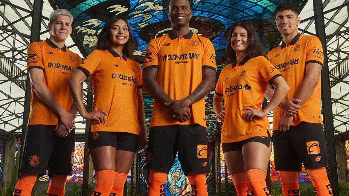 Toluca presenta su tercer uniforme inspirado en el Cosmovitral Jardín Botánico