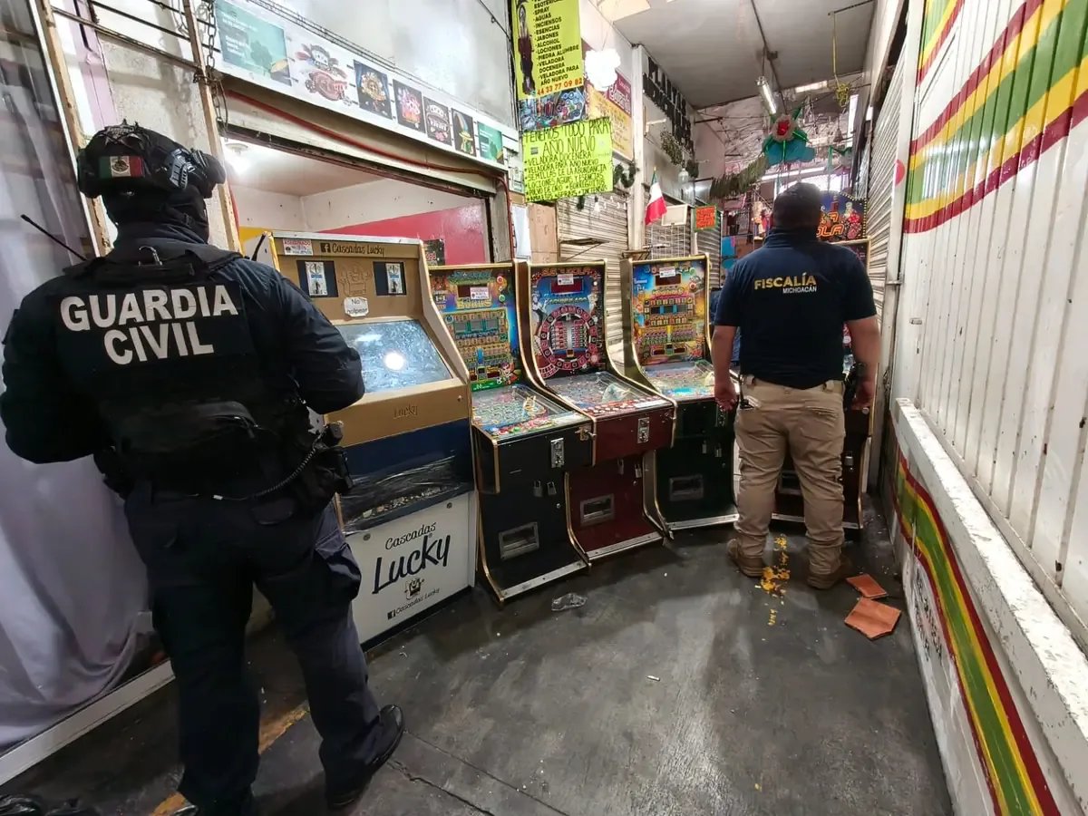 Incautan 64 máquinas tragamonedas en cateos en Morelia