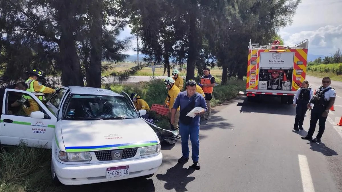Dos personas lesionadas tras choque en carretera Morelia-Pátzcuaro