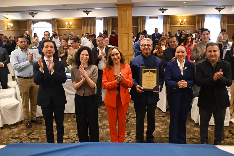 Guanajuato reconoce a 38 trabajadores de la hotelería por su trayectoria