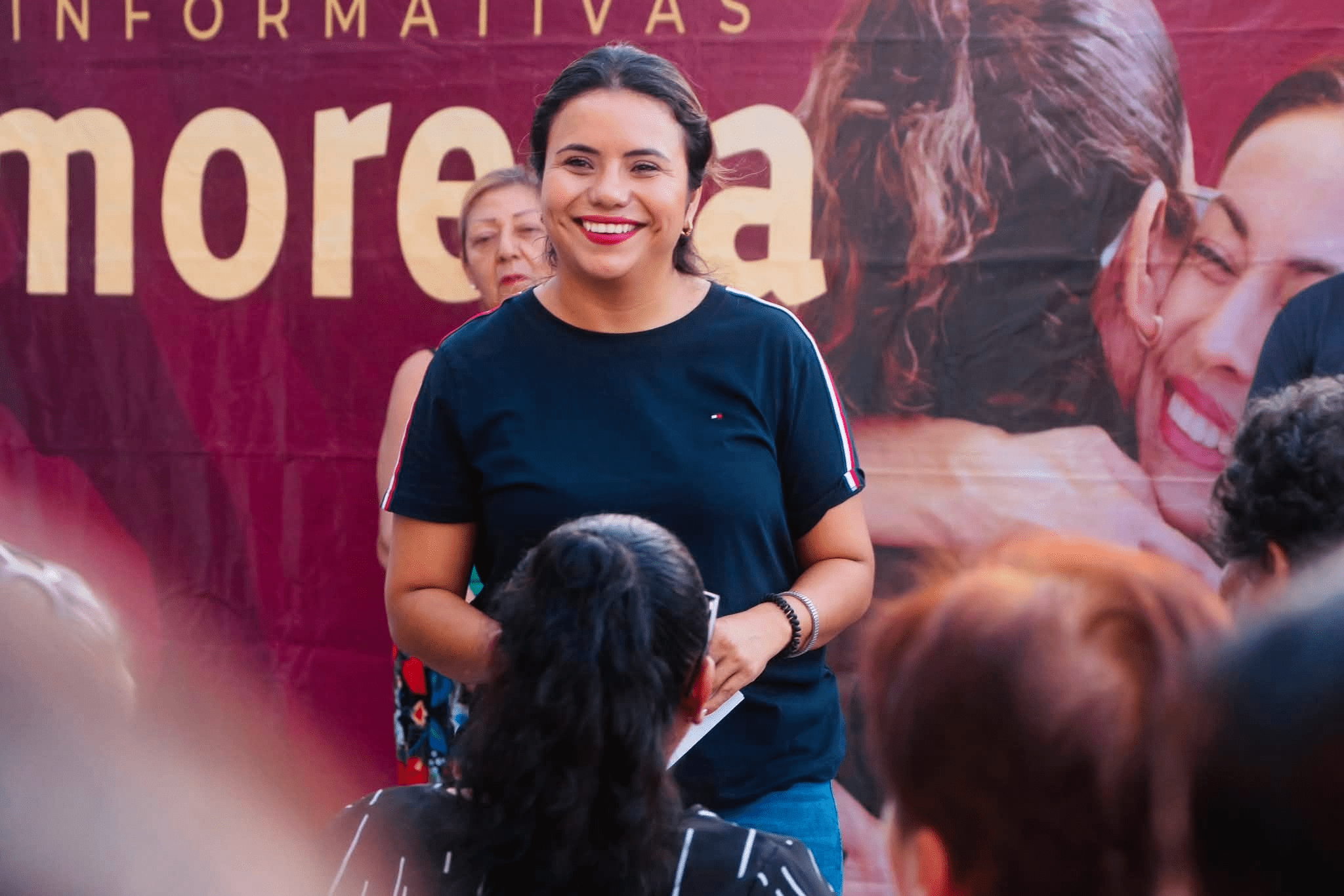 Lupita Vázquez formaliza registro por coordinación de Morena en La Paz