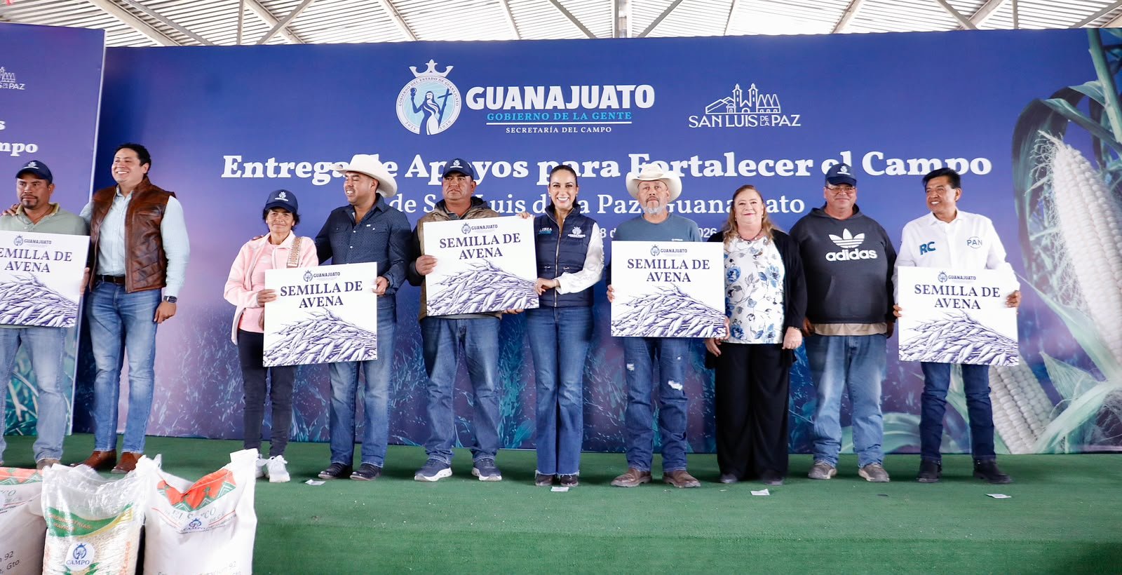 Lleva Gobernadora apoyos al campo y obras para las familias del noreste de Guanajuato