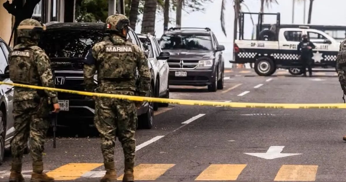 Abandonan mochila con cabeza humana frente al Poder Judicial en Coatzacoalcos, Veracruz