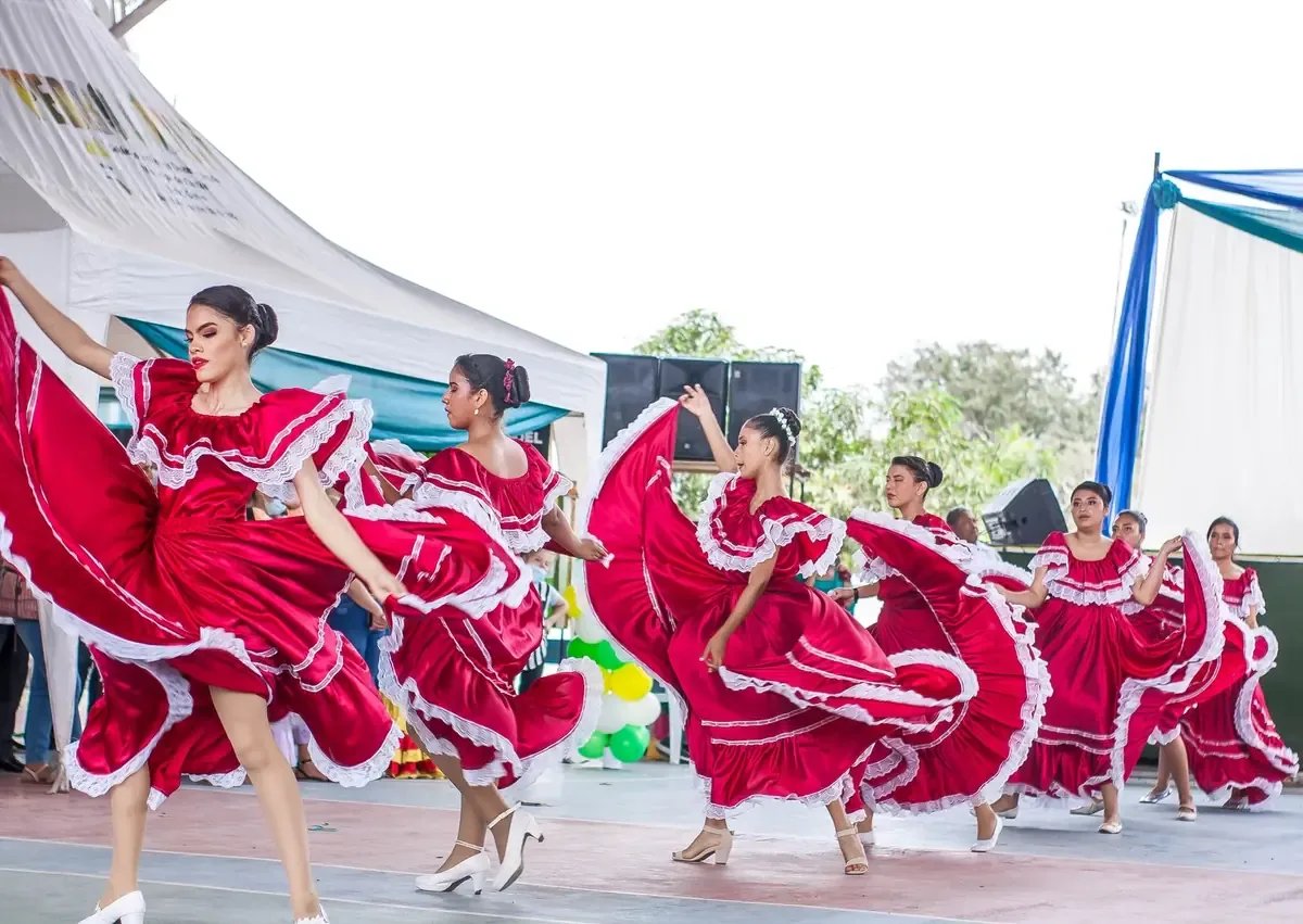 Saltillo, Coahuila: celebran 50 años de egresados de Derecho