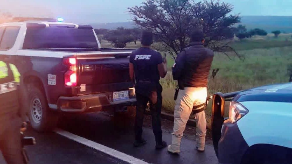 Policías estatales ultiman a su agresor tras ataque en la San Felipe-Silao