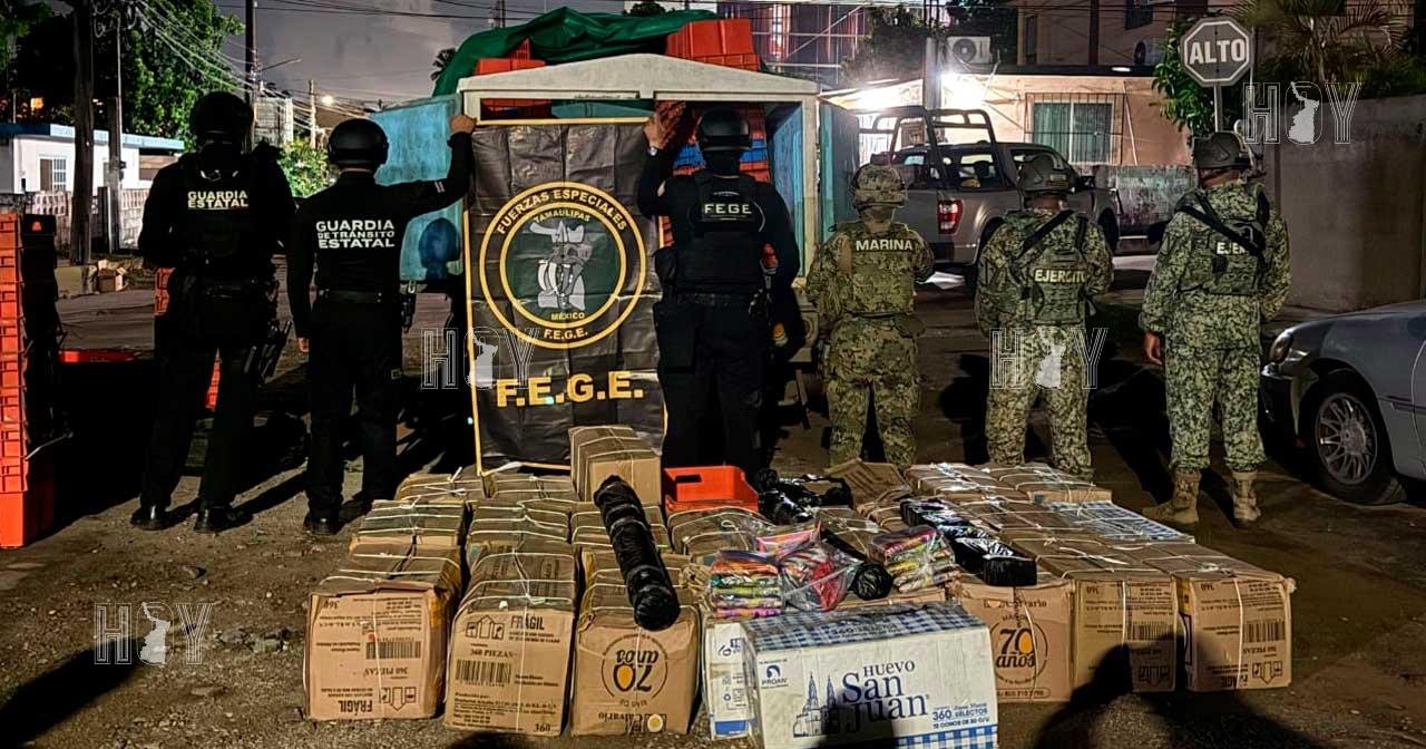 Caen dos con cargamento de pirotecnia en el Puente Tampico; iban rumbo a Soto la Marina