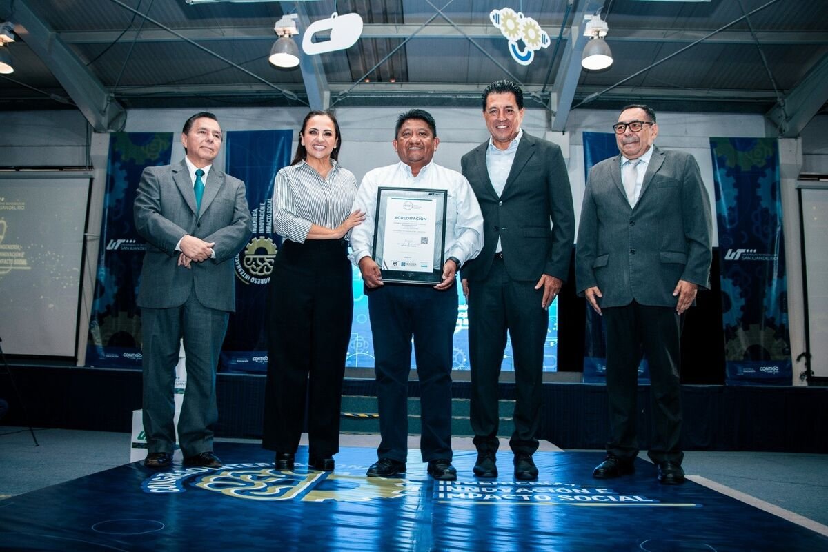 CIEES acredita cuatro programas de la UT San Juan del Río