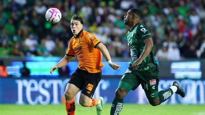 León y Toluca reparten puntos en un duelo parejo en el Nou Camp y se mantienen zona de Liguilla