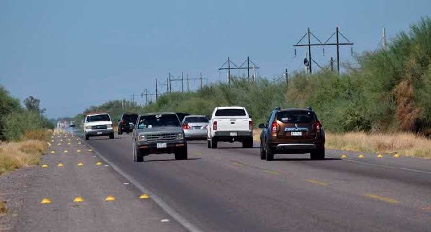 Camioneta vuelca y deja cuatro personas heridas en la Costa de Hermosillo