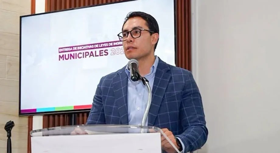 Jorge Reyes pide no desinformar sobre reforma que amplía facultades de alcaldes en Hidalgo