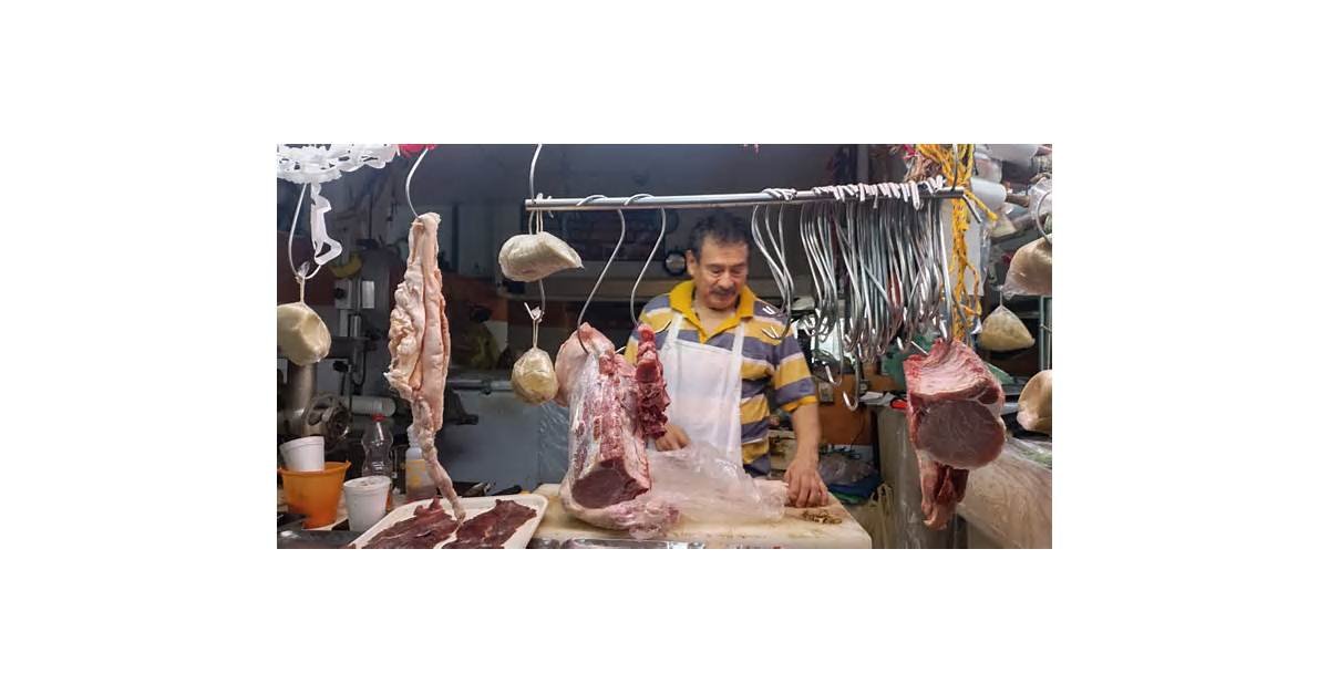 Carne de cerdo baja de precio en mercados de Veracruz ante desplome de ventas