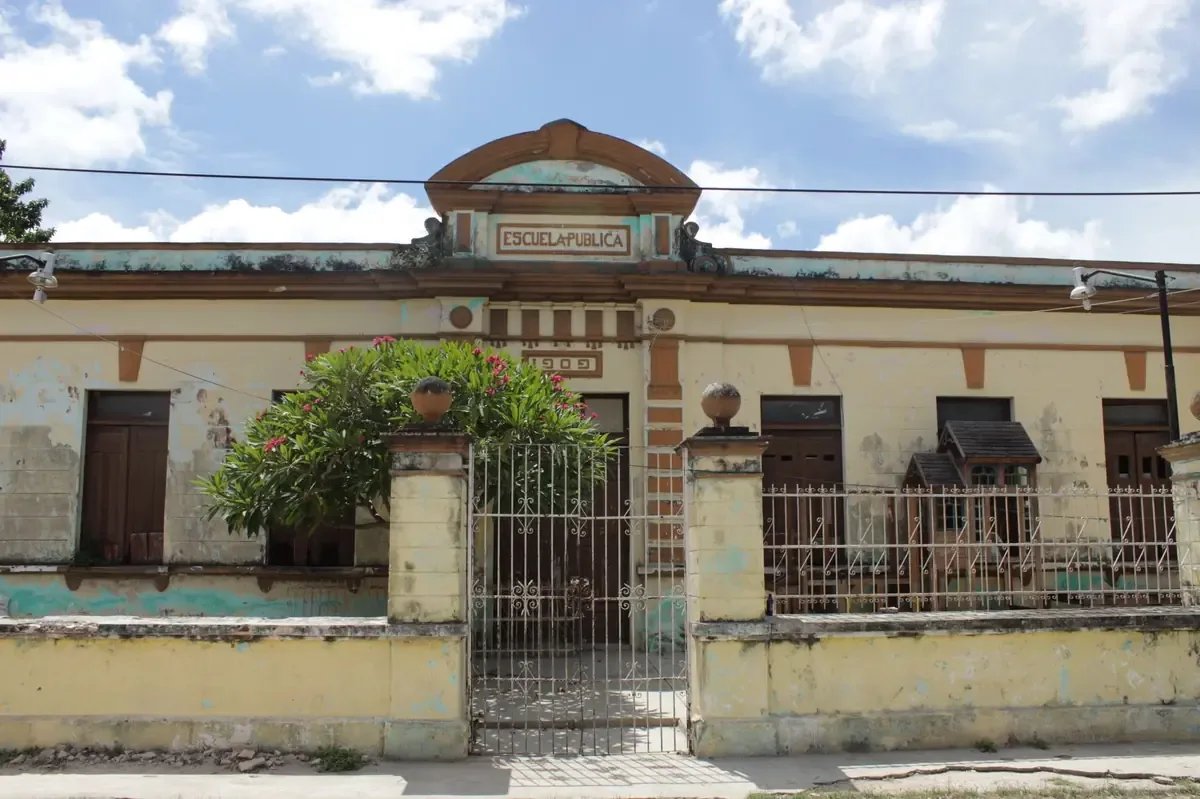 Tampico: se destinan 4 mdp para mejoras en 128 escuelas