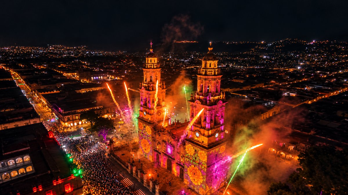 Con "Recuérdame" de Carlos Rivera la Catedral de Morelia honrará a quienes ya no están