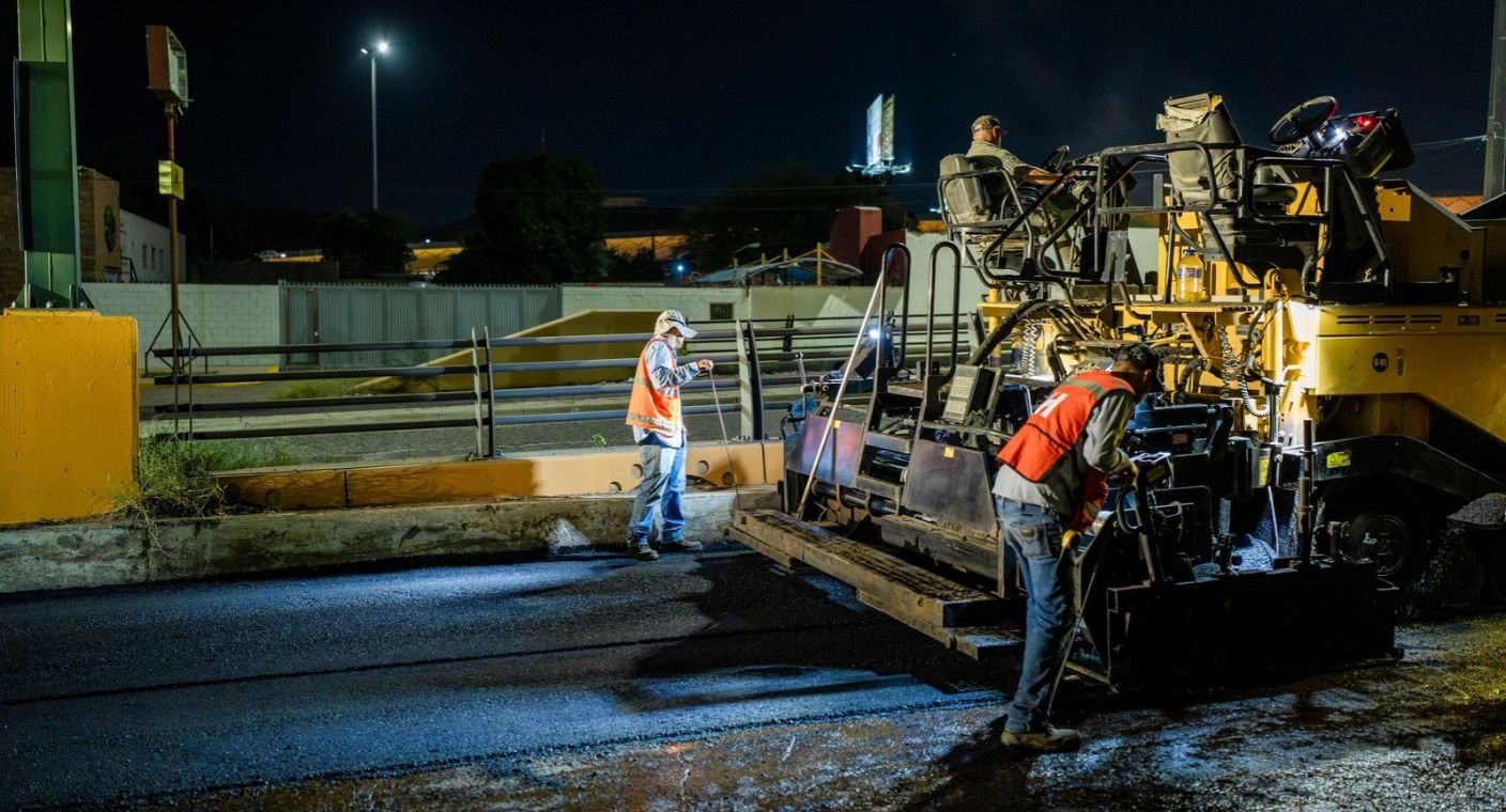 Avanza Ayuntamiento en rehabilitación de calles con 17 cuadrillas tras lluvias en Hermosillo