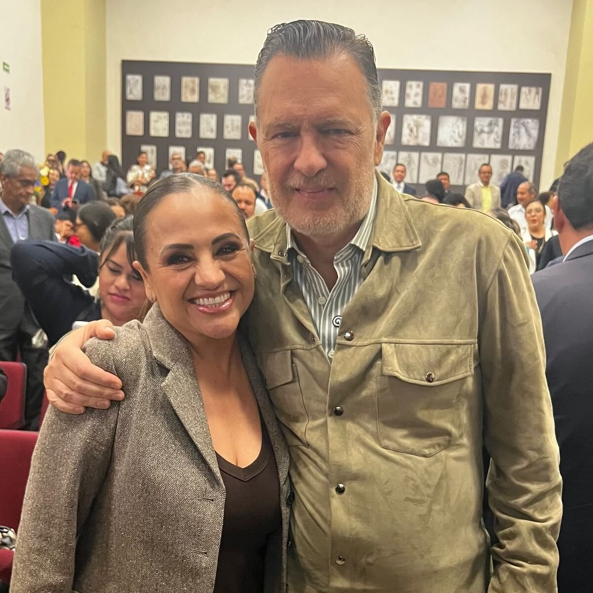 Mauricio Kuri ve muy fuerte a Tania Ruiz para San Juan del Río
