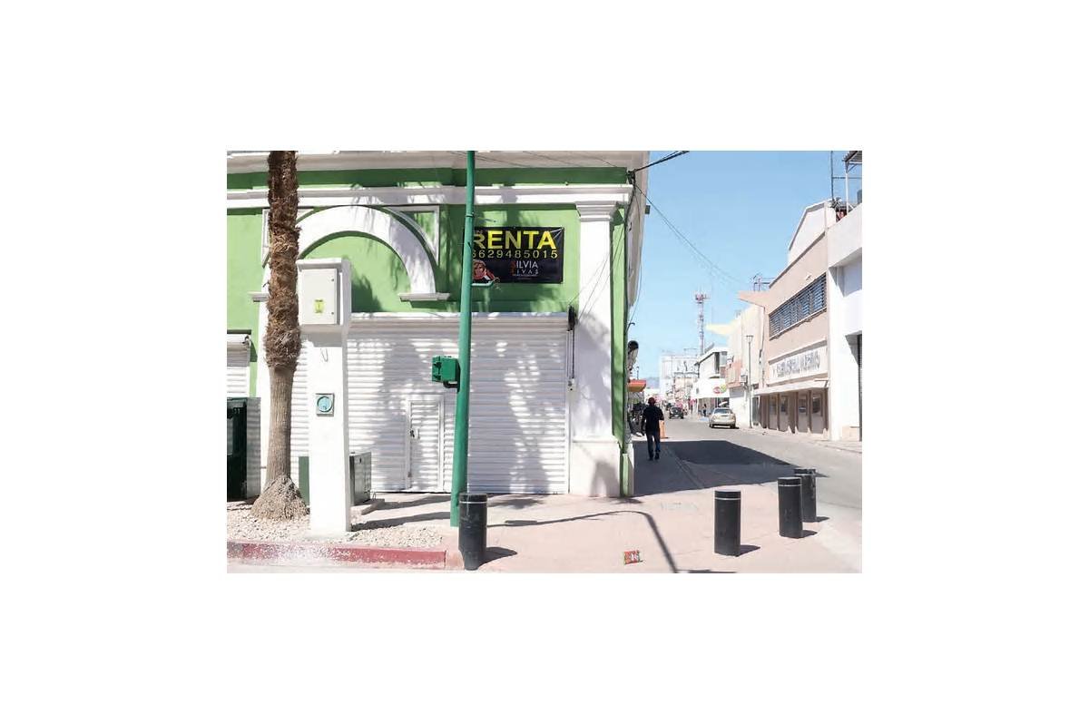 Rentas altas, calor y falta de estacionamiento dificultan las compras en el centro de Hermosillo, donde han cerrado al menos 70 comercios