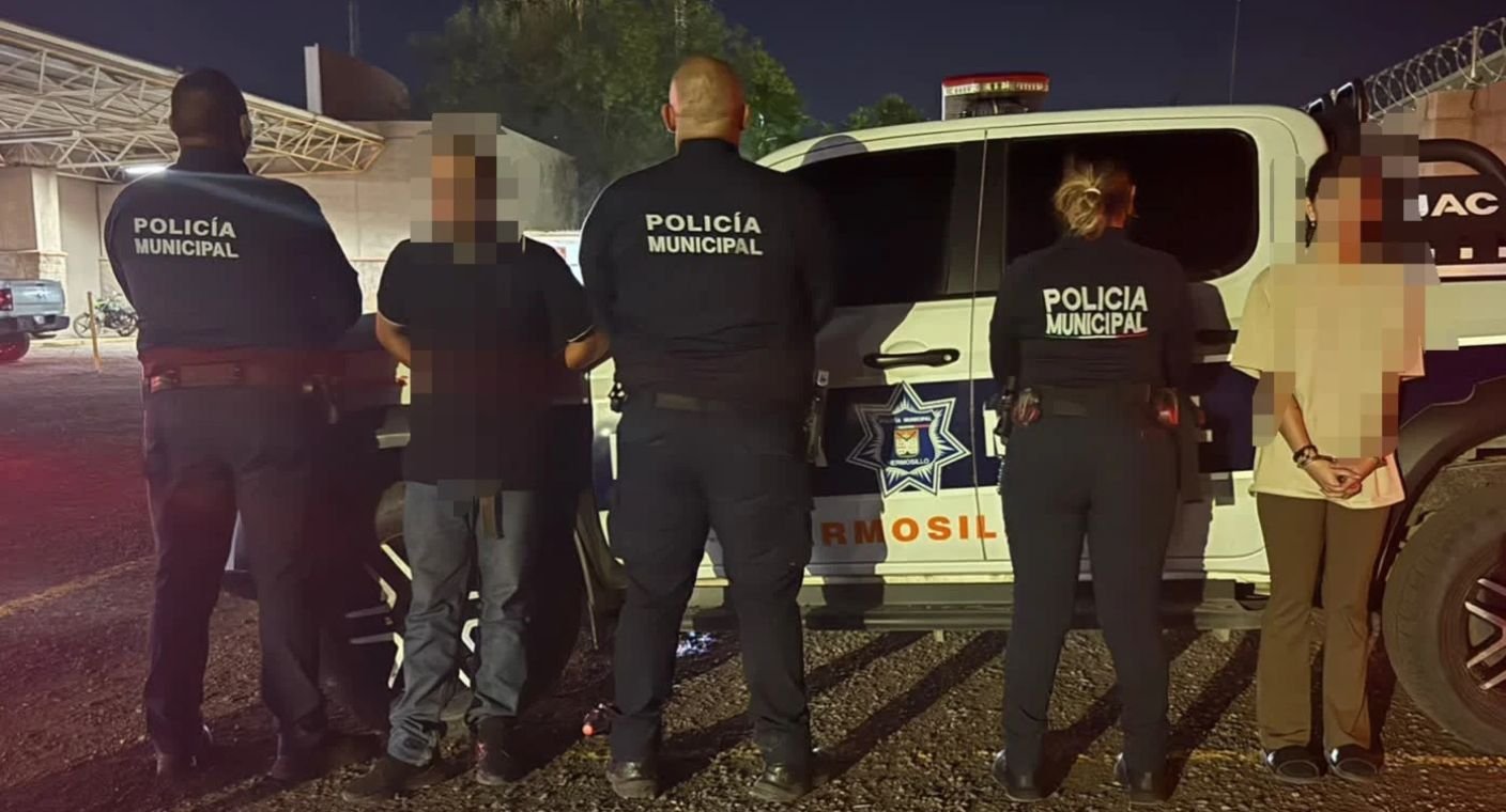 Detienen a pareja con droga y una pistola en el sur de Hermosillo