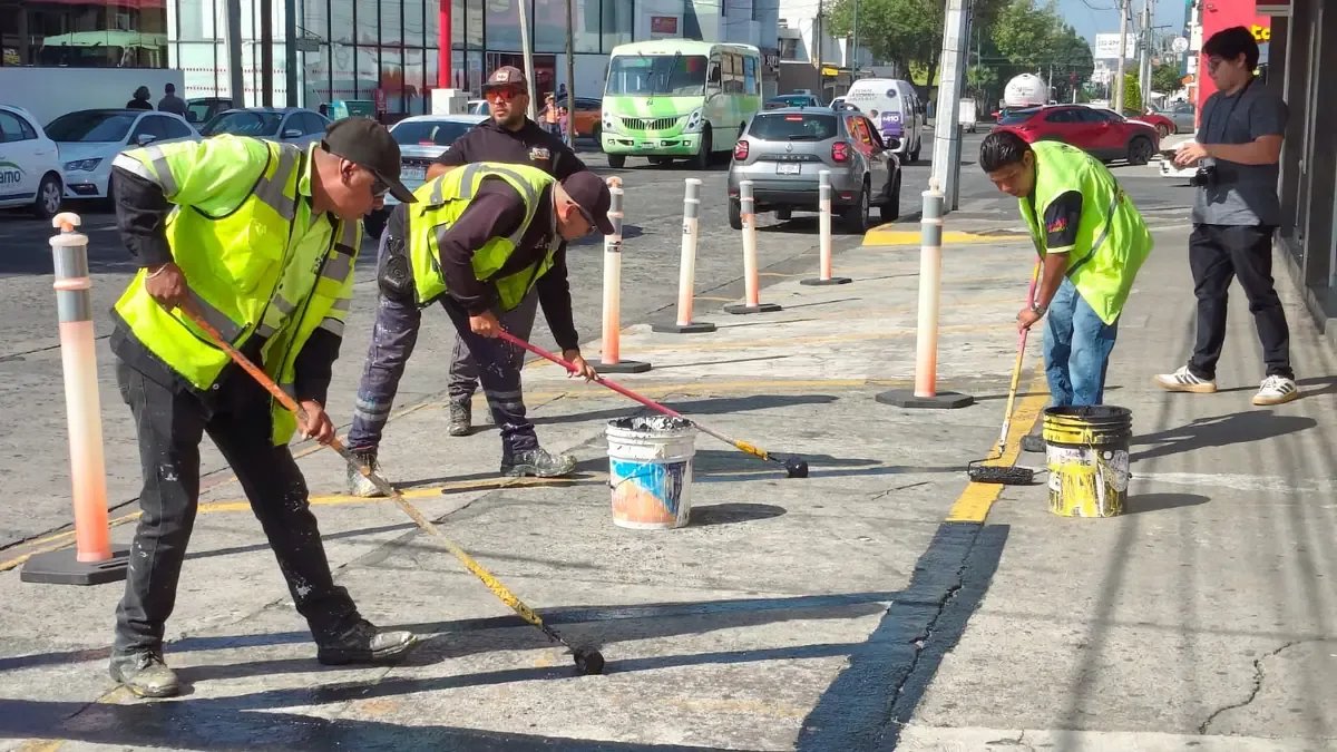 Gobierno de Morelia efectúa mantenimiento en avenida Lázaro Cárdenas