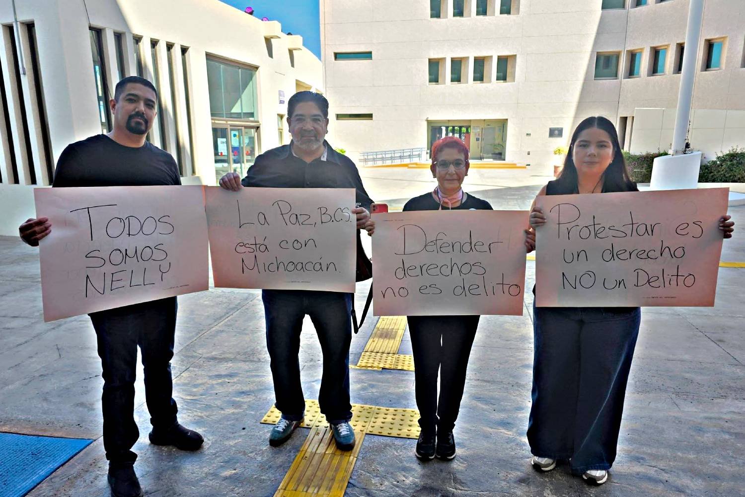 Trabajadores del Poder Judicial en La Paz respaldan protestas de compañeros en Michoacán