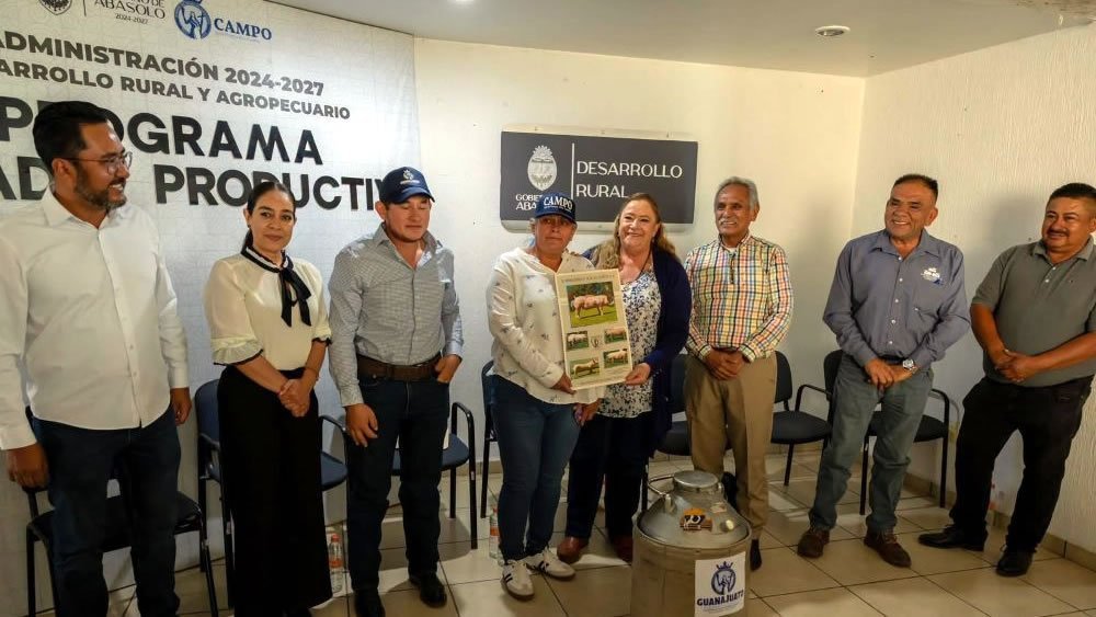 Abasolo entrega apoyos del programa Ganado Productivo 2026