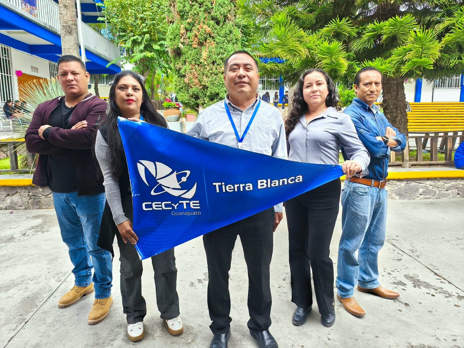 Docentes CECyTEG buscan Premio STEM