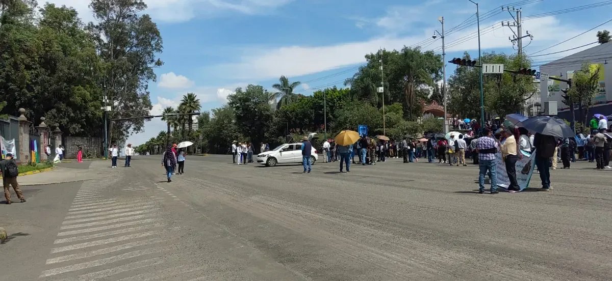 Docentes de la CNTE inician marcha en Morelia para dignificar su labor