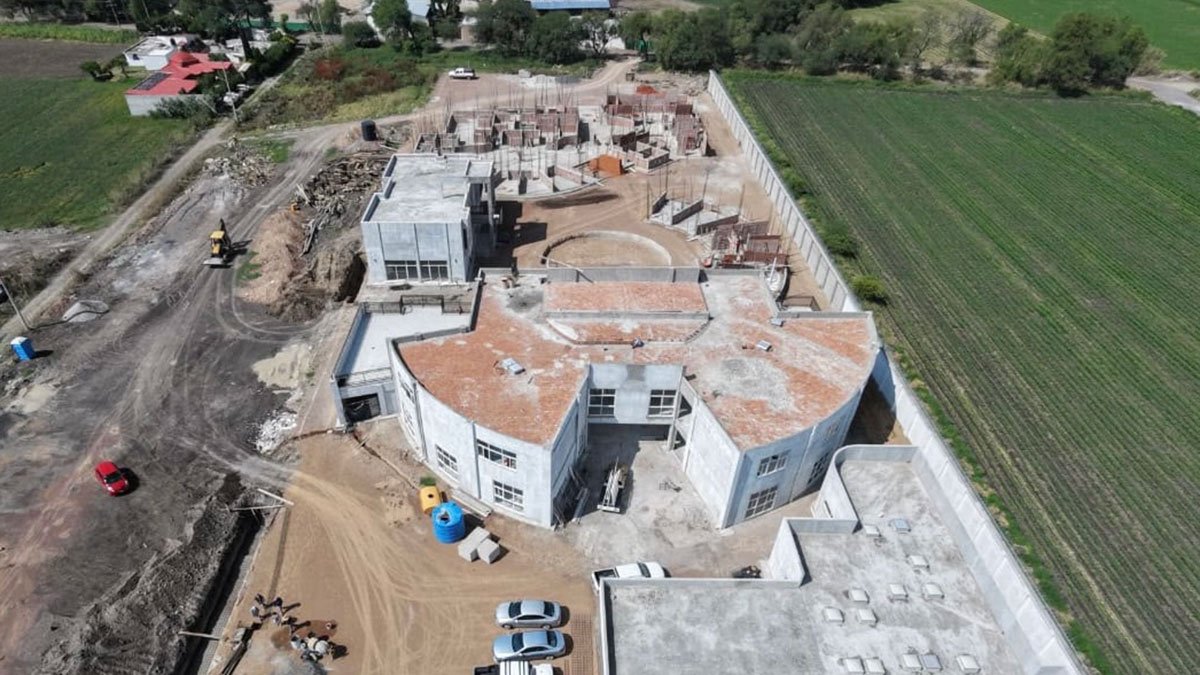 Hospital del CIJ en Celaya, en riesgo: Faltan obras de agua, drenaje y accesos para abrir