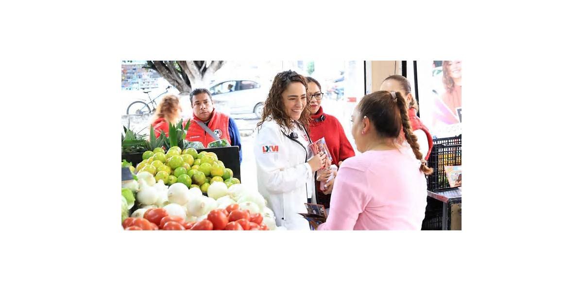 Piden seguridad y mejores calles a diputada en San Juan del Río