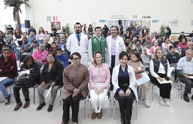 Fortalece el DIF Coahuila inclusión y salud auditiva; arman jornadas y entregan aparatos en ciudades