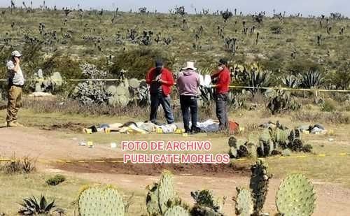 HALLAN SIN VIDA A TRES HOMBRES Y DOS MUJERES EN CARRETERA XOCHIMILCO–OAXTEPEC...👇