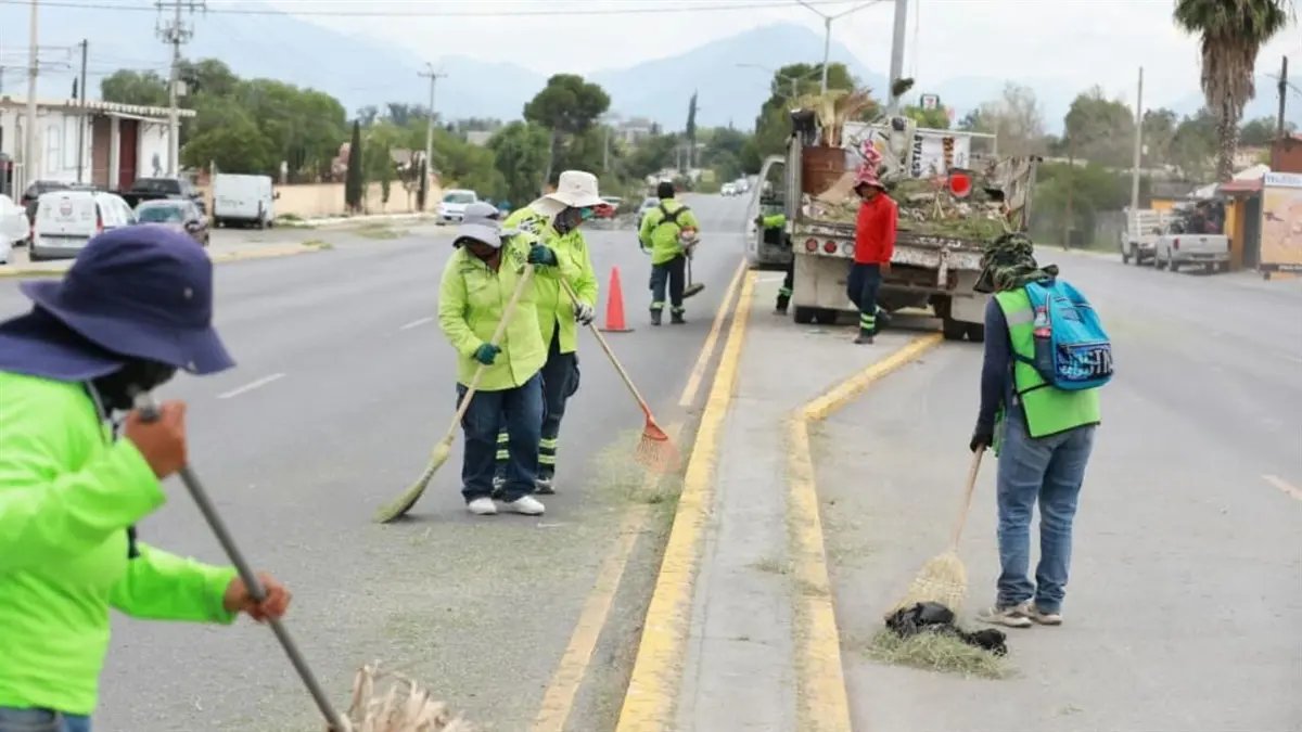 Saltillo refuerza limpieza del arroyo Pereyra y retira maleza en Lomas Verdes