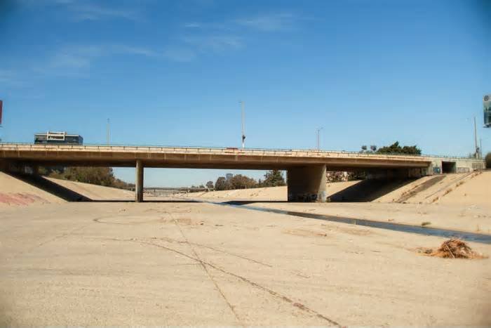 Industria de Tijuana plantea revisar sus descargas para contribuir al saneamiento del Río Tijuana