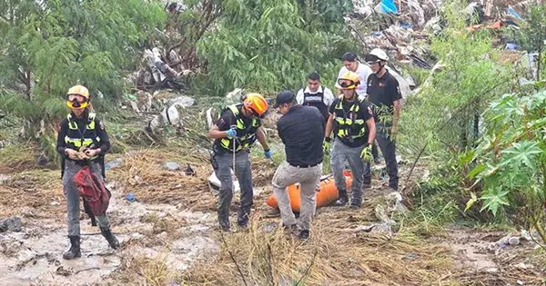 Fuertes lluvias en Nuevo León dejan 2 muertos