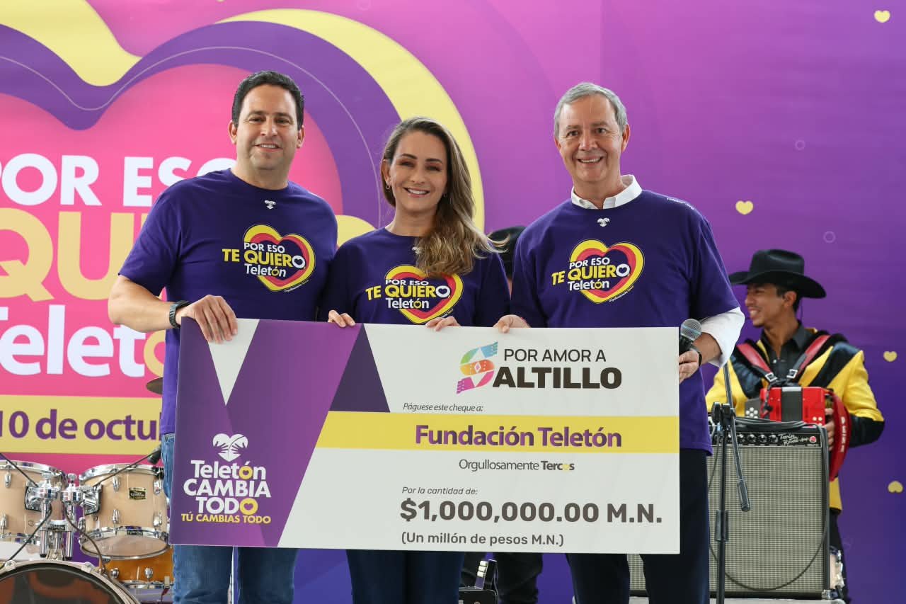 A nombre de Saltillo, entregan Javier y Luly donativo de un millón de pesos al Teletón