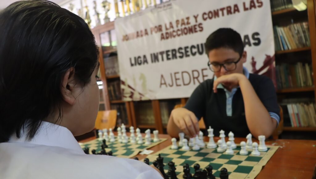 Participan más de 40 mil estudiantes de secundaria de BCS en Jornada por la Paz y contra las Adicciones
