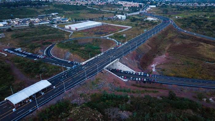 Morelia estrena una nueva salida hacia Pátzcuaro antes de Noche de Muertos