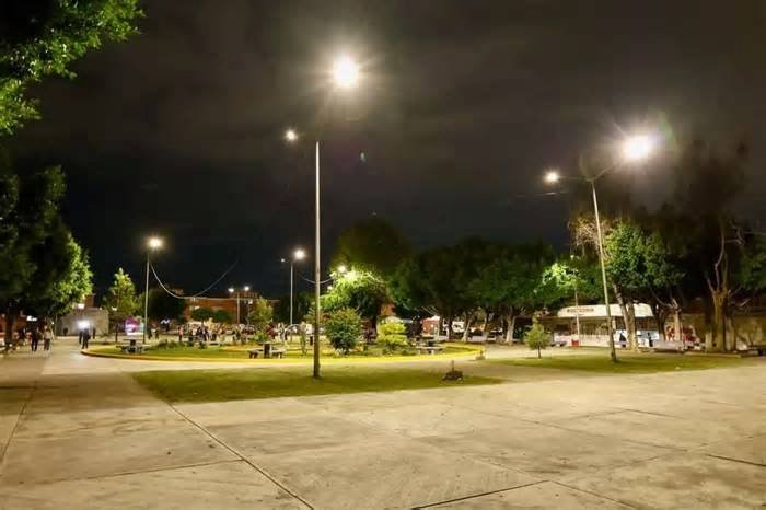 Alumbrado LED y mantenimiento en Infonavit San Bartolo Puebla