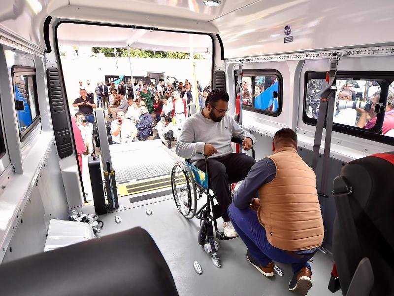Ponen transporte gratuito para traslado a Centro Teletón en Morelia