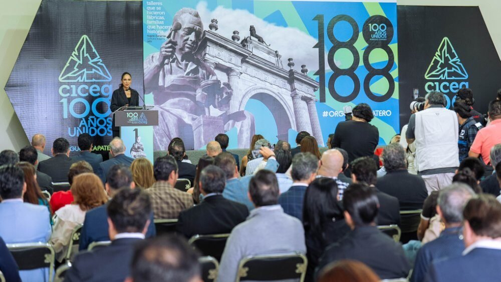 Guanajuato conmemora 100 años de la industria del calzado en León