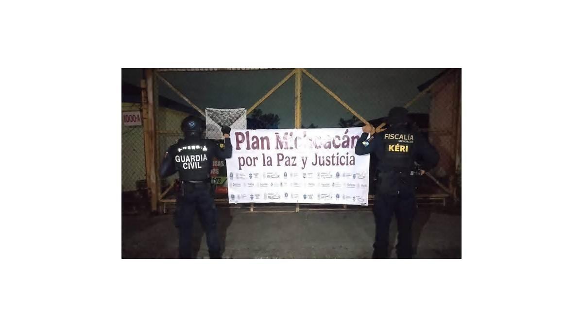 Golpe al crimen en Morelia: catean lotes de vehículos y aseguran armas, cartuchos y un auto