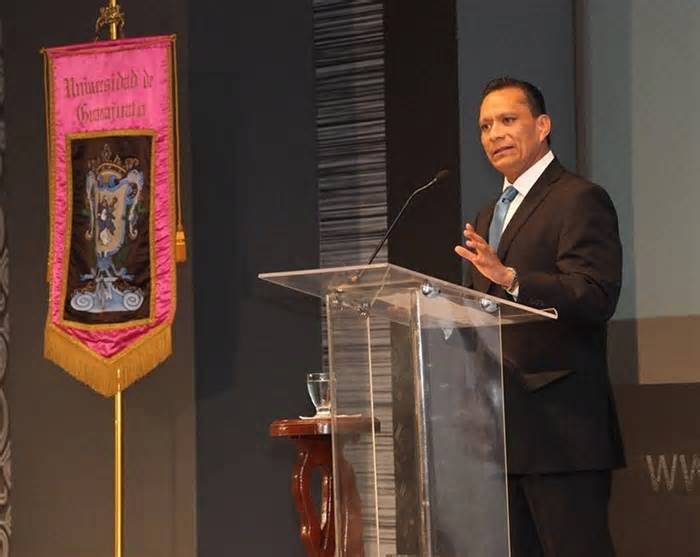 Ex retor de la UG busca candidatura a la alcaldía de Guanajuato por Morena