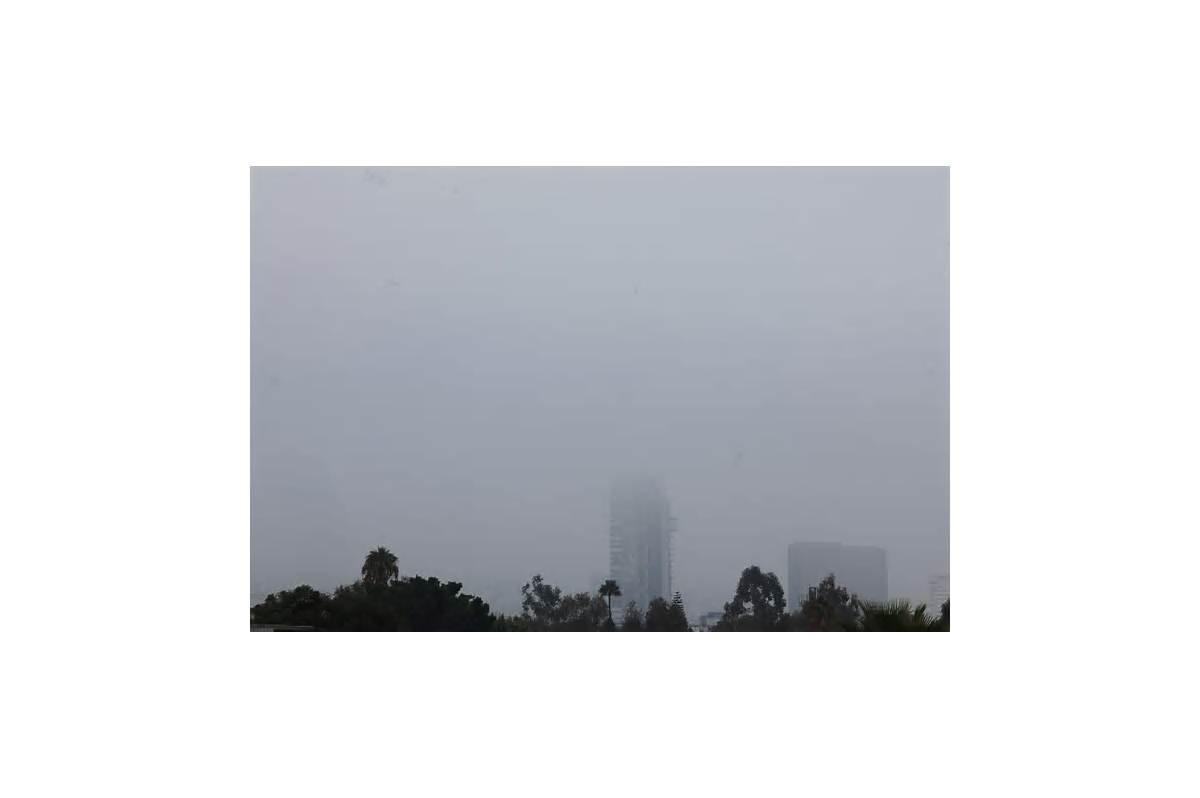 Neblina cubre Tijuana y prevén temperaturas de hasta 38 °C para el fin de semana