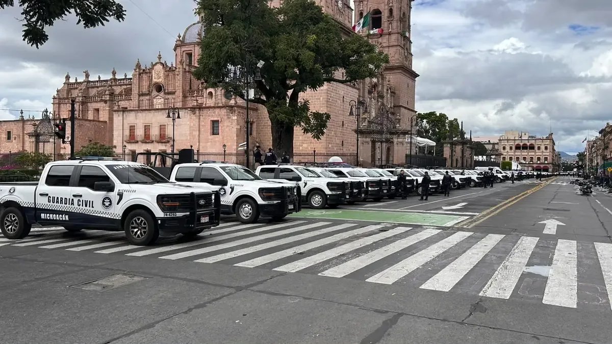 Morelia resguardada por policías y vallas antes de marcha del FNLS