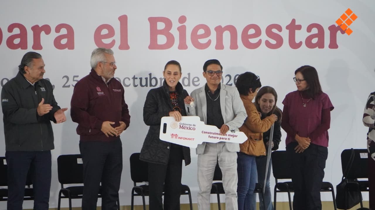 Entrega Sheinbaum 931 viviendas en Morelia; "falso que salud esté peor"