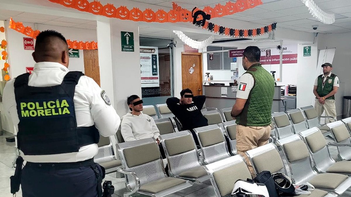 ¡Terminaron deportados! Caen dos colombianos tras presunto asalto en Morelia