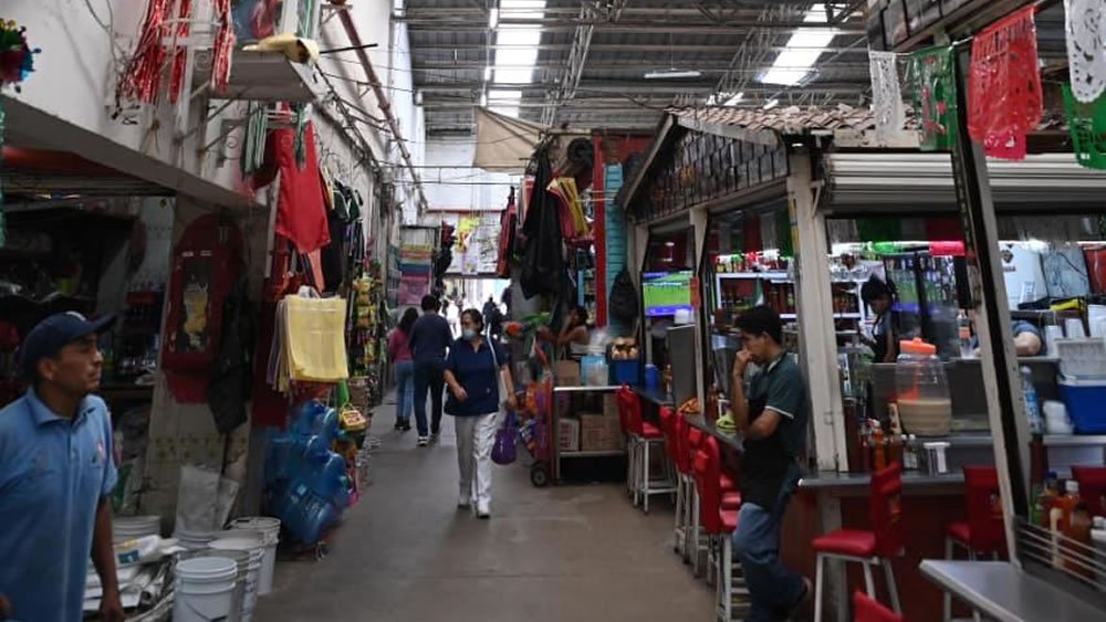 Irapuato ofrece descuentos para regularizar locales en mercados municipales