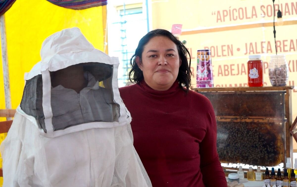 Organiza SEMUJERES feria regional de autonomía económica para mujeres en San Juan del Río