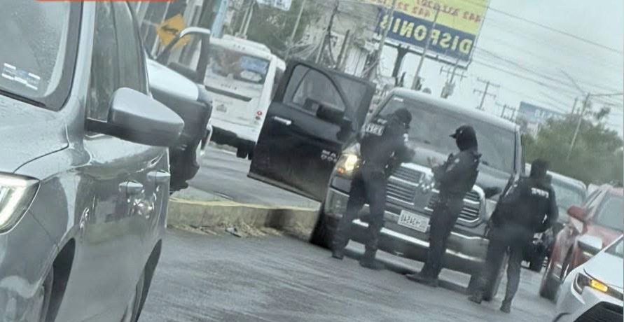 Persecución policial en Celaya termina con dos hombres detenidos