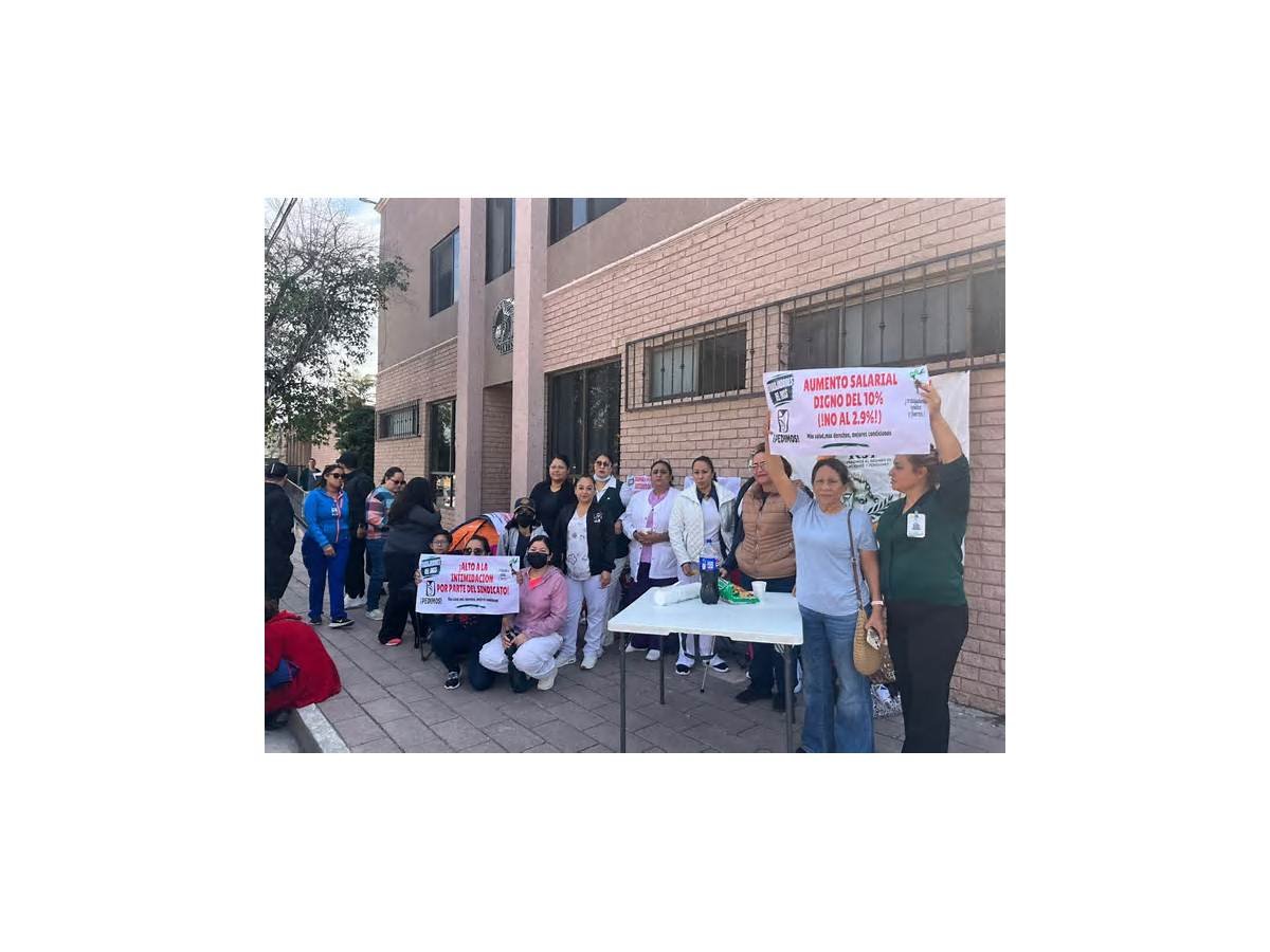 Estamos pidiendo lo justo: personal del IMSS en Saltillo se manifiesta y no descarta cierre de vialidades