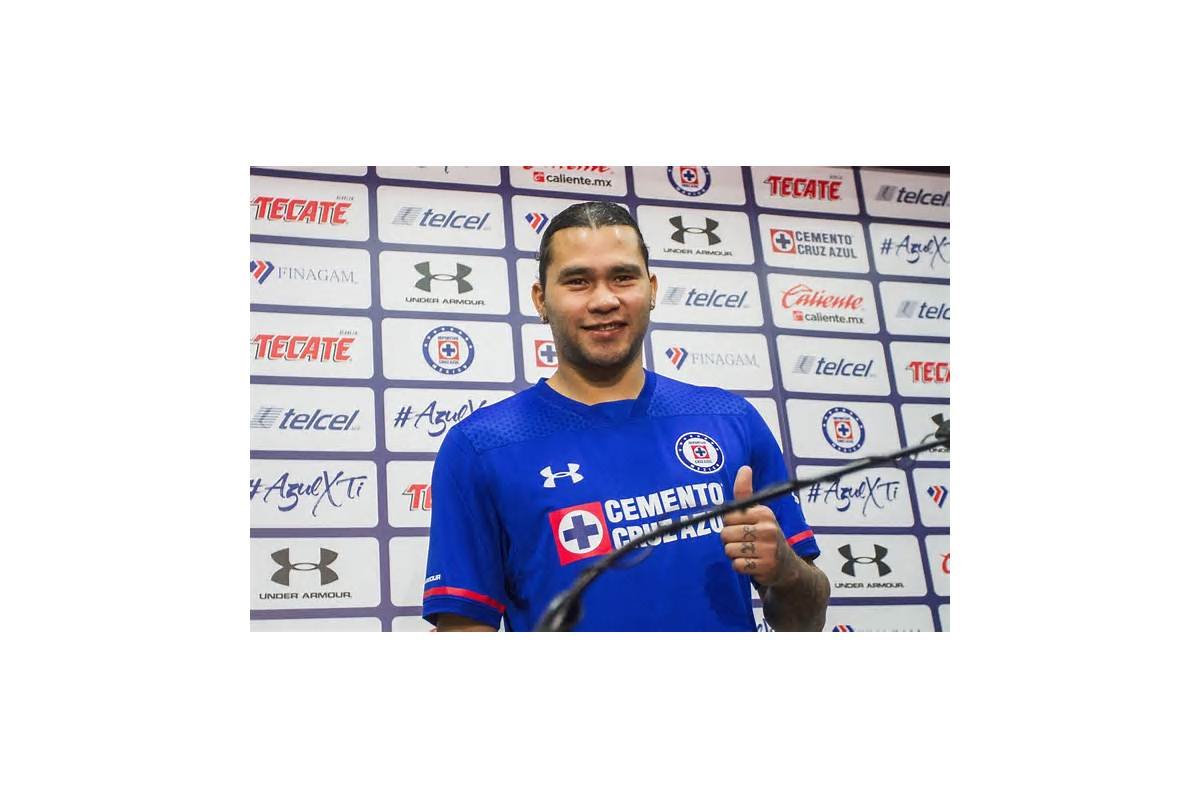 El exfutbolista del Club León, Carlos “Gullit” Peña, busca candidatura de Morena a la alcaldía de León, Guanajuato